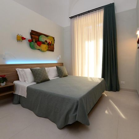 Dimora Del Cuore Guest House In Centro Vieste Eksteriør billede