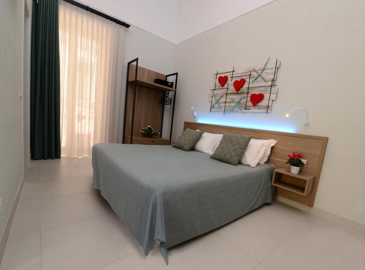 Dimora Del Cuore Guest House In Centro Vieste Eksteriør billede