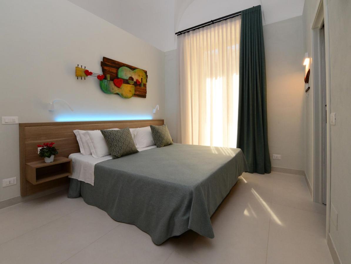 Dimora Del Cuore Guest House In Centro Vieste Eksteriør billede